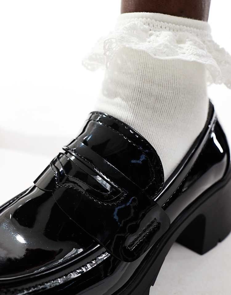 https://images.asos-media.com/products/asos-design-scribble-chunky-mid-heeled-loafers-in-black-patent/206511385-3?$n_750w$&wid=750&fit=constrain