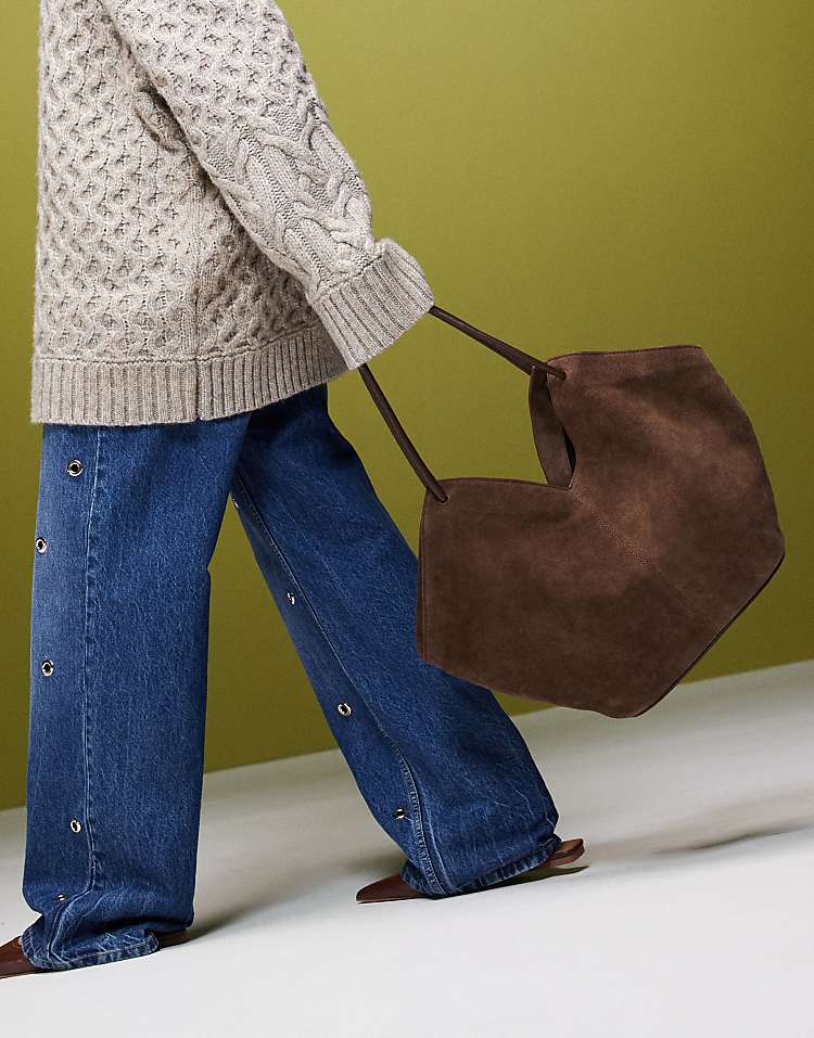 https://images.asos-media.com/products/asos-design-suede-tubular-knot-handle-tote-bag-in-chocolate/206701664-3?$n_750w$&wid=750&fit=constrain