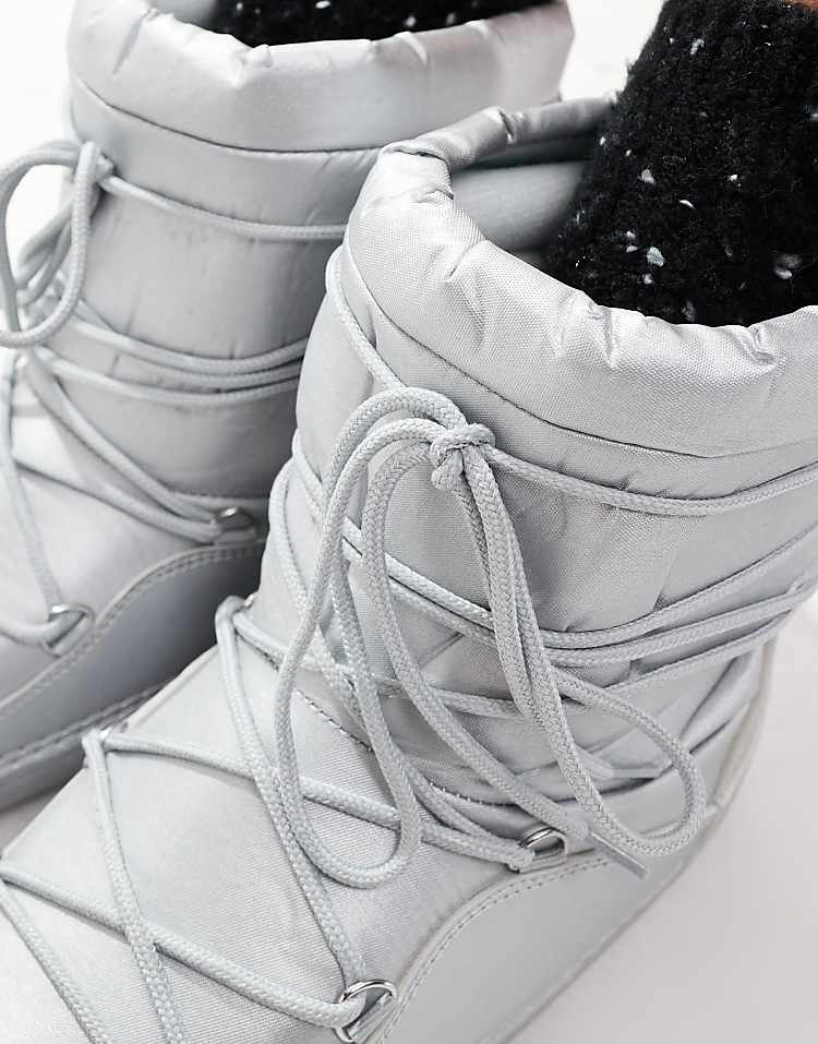 https://images.asos-media.com/products/seqwl-snow-boots-in-silver/206873262-2?$n_750w$&wid=750&fit=constrain