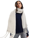 https://images.asos-media.com/products/pieces-medium-super-soft-tassel-scarf-in-cream/207131762-1-dove?$n_750w$&wid=750&fit=constrain