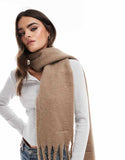 https://images.asos-media.com/products/pieces-medium-super-soft-tassel-scarf-in-beige/207131784-1-fossil?$n_750w$&wid=750&fit=constrain