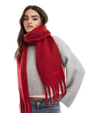 https://images.asos-media.com/products/pieces-medium-super-soft-tassel-scarf-in-red/207131900-1-red?$n_750w$&wid=750&fit=constrain