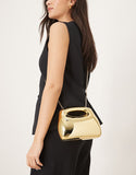 https://images.asos-media.com/products/asos-design-hardbox-grab-square-clutch-bag-with-chain-strap-in-gold/207843670-4?$n_750w$&wid=750&fit=constrain