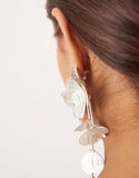 https://images.asos-media.com/products/asos-design-drop-earrings-with-3d-floral-design-in-pearl-white-tone/207925540-3?$n_750w$&wid=750&fit=constrain