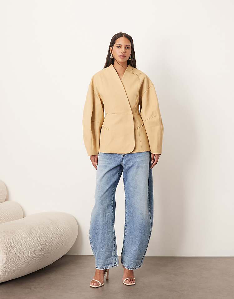 https://images.asos-media.com/products/arrange-twill-jacket-with-ovoid-sleeve-and-cinched-waist-in-camel/208129018-2?$n_750w$&wid=750&fit=constrain