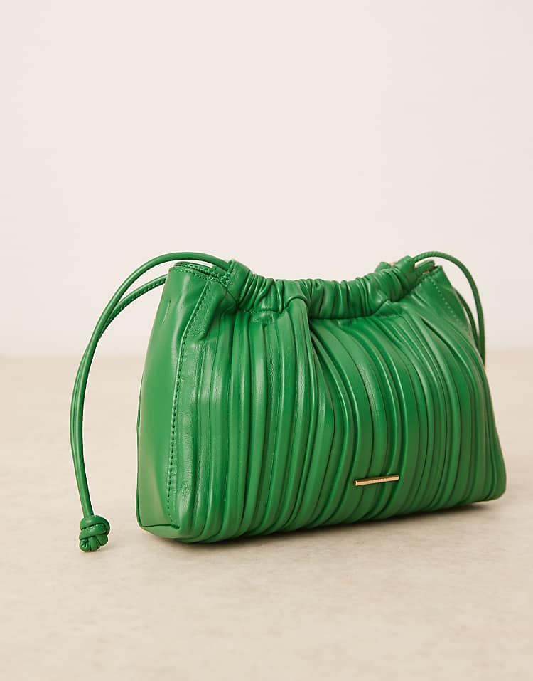 https://images.asos-media.com/products/calvin-klein-jeans-plisse-cross-body-bag-in-green-and-gold/208235592-2?$n_750w$&wid=750&fit=constrain