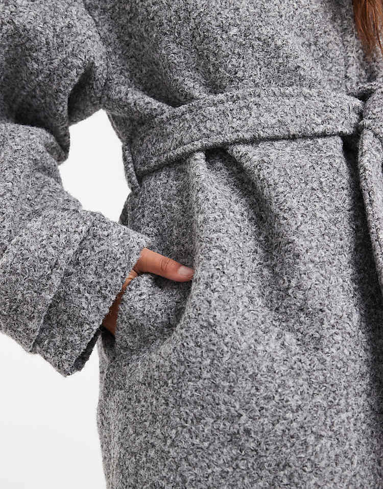 https://images.asos-media.com/products/asos-design-cosy-longline-formal-coat-in-grey/208257771-2?$n_750w$&wid=750&fit=constrain