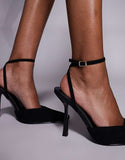 https://images.asos-media.com/products/simmi-london-bebbo-heeled-court-shoes-in-black/208418934-2?$n_750w$&wid=750&fit=constrain