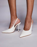 https://images.asos-media.com/products/simmi-london-bexley-wide-fit-heeled-court-shoe-in-white/208426621-1-whitepatentpu?$n_750w$&wid=750&fit=constrain