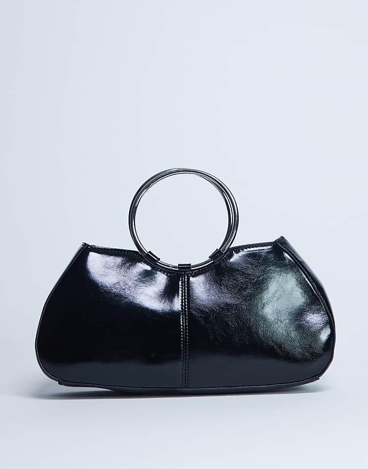 https://images.asos-media.com/products/topshop-griffith-metal-ring-handle-grab-bag-in-black/208433526-1-black?$n_750w$&wid=750&fit=constrain