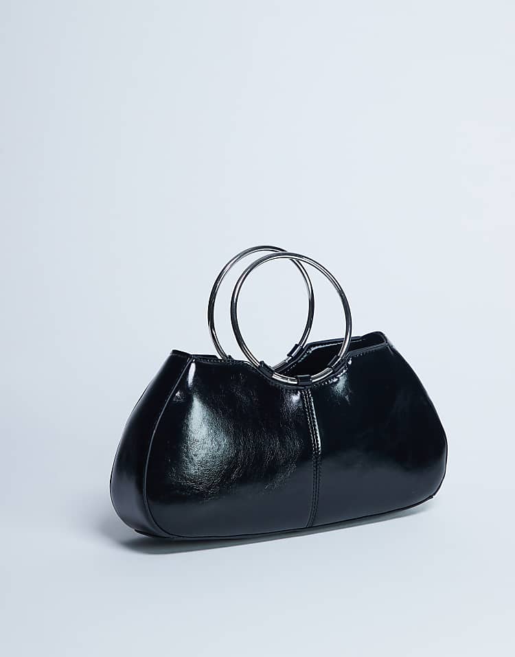 https://images.asos-media.com/products/topshop-griffith-metal-ring-handle-grab-bag-in-black/208433526-3?$n_750w$&wid=750&fit=constrain