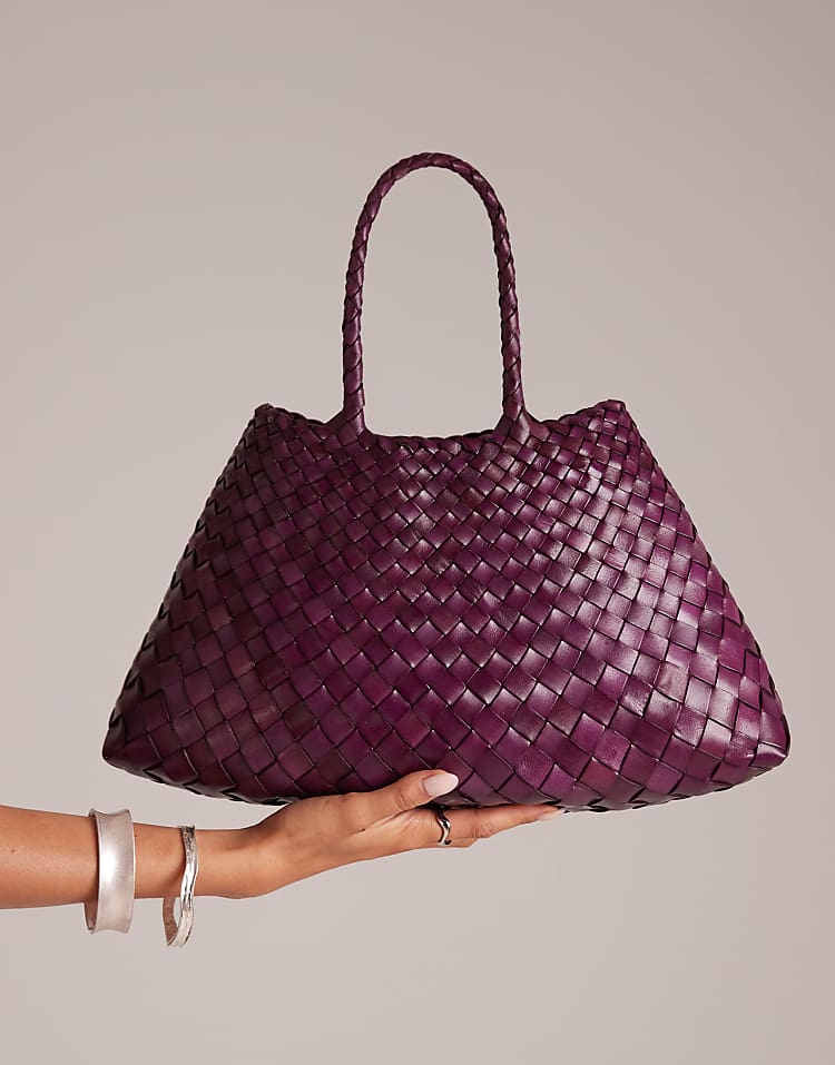 https://images.asos-media.com/products/dragon-diffusion-santa-croce-small-woven-leather-bag-in-plum/208481399-3?$n_750w$&wid=750&fit=constrain