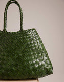 https://images.asos-media.com/products/dragon-diffusion-santa-croce-small-woven-leather-bag-in-leaf-green/208481435-5?$n_750w$&wid=750&fit=constrain