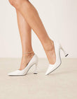 https://images.asos-media.com/products/raid-aleener-heeled-court-shoes-in-white-patent/208592013-1-whitebox?$n_750w$&wid=750&fit=constrain