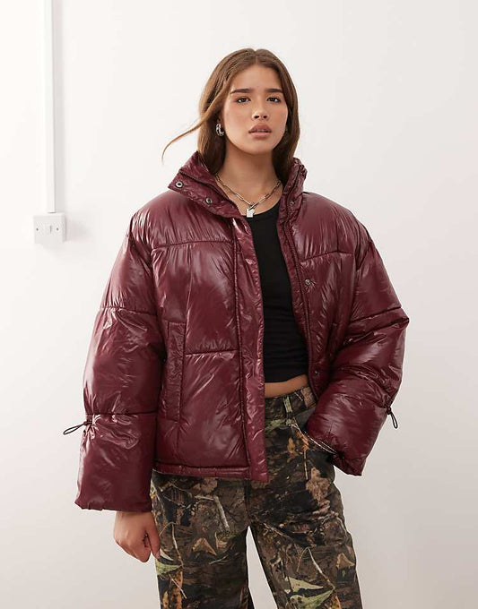 https://images.asos-media.com/products/noisy-may-shiny-puffer-jacket-in-burgundy/208695805-1-windsorwine?$n_750w$&wid=750&fit=constrain