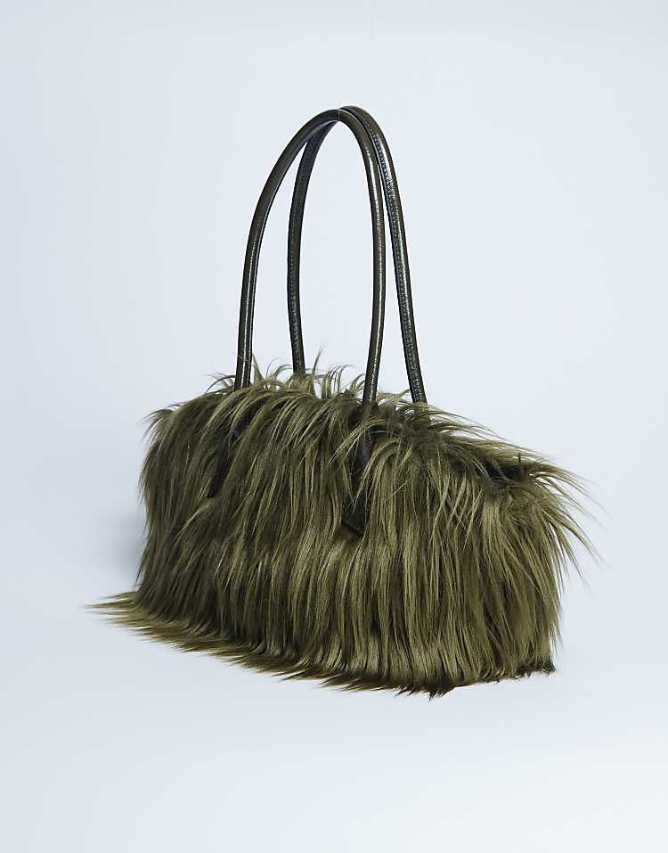 https://images.asos-media.com/products/topshop-shaggy-faux-fur-shoulder-bag-in-khaki/208709579-3?$n_750w$&wid=750&fit=constrain