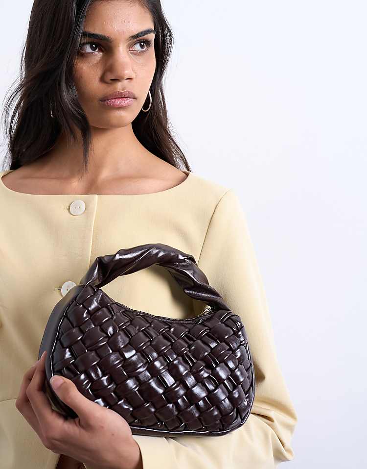 https://images.asos-media.com/products/topshop-gladys-woven-grab-bag-in-chocolate/208782043-3?$n_750w$&wid=750&fit=constrain