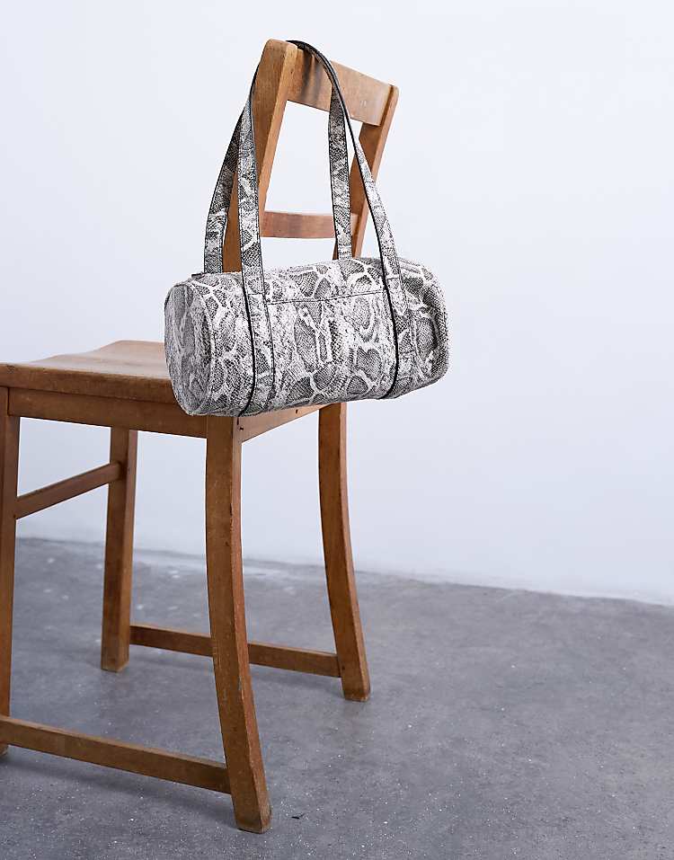 https://images.asos-media.com/products/topshop-salma-bowler-bag-in-snake/208782148-2?$n_750w$&wid=750&fit=constrain