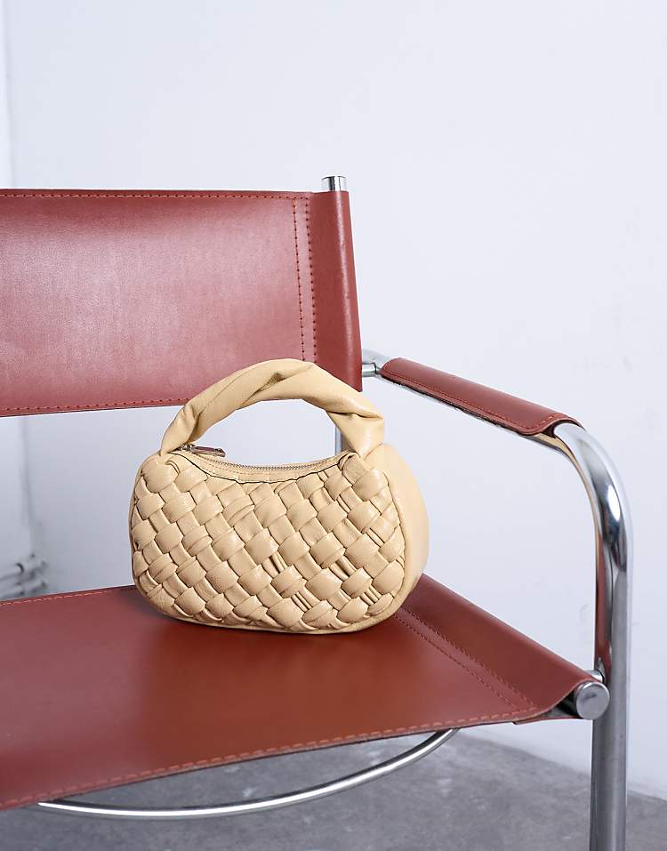 https://images.asos-media.com/products/topshop-gladys-woven-grab-bag-in-buttermilk/208782163-2?$n_750w$&wid=750&fit=constrain