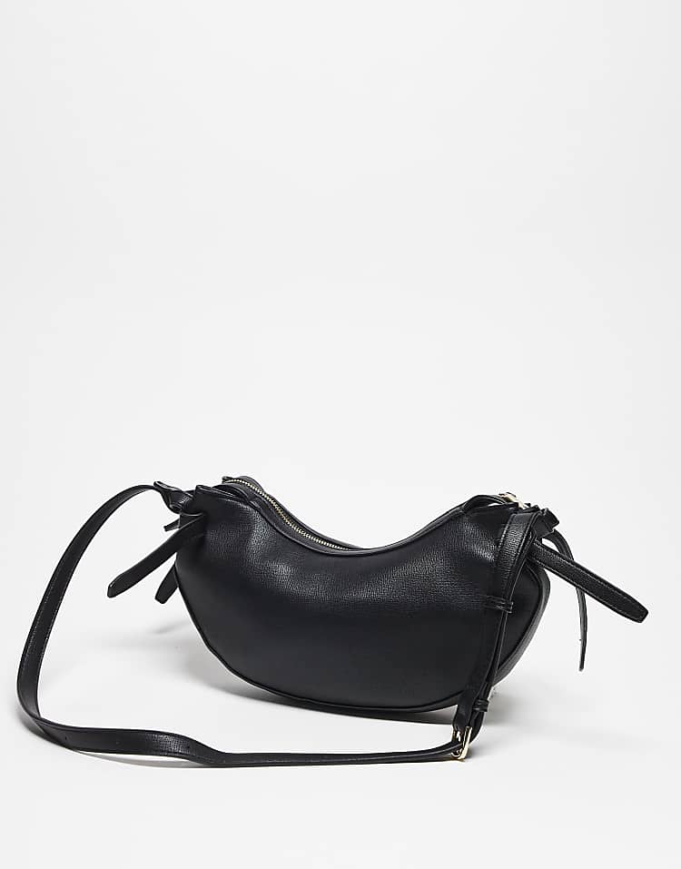 https://images.asos-media.com/products/valentino-win-re-knot-detail-shoulder-bag-in-black/208825777-2?$n_750w$&wid=750&fit=constrain
