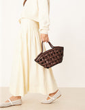 https://images.asos-media.com/products/asos-design-puff-weave-tote-bag-in-chocolate/208909030-1-brown?$n_750w$&wid=750&fit=constrain