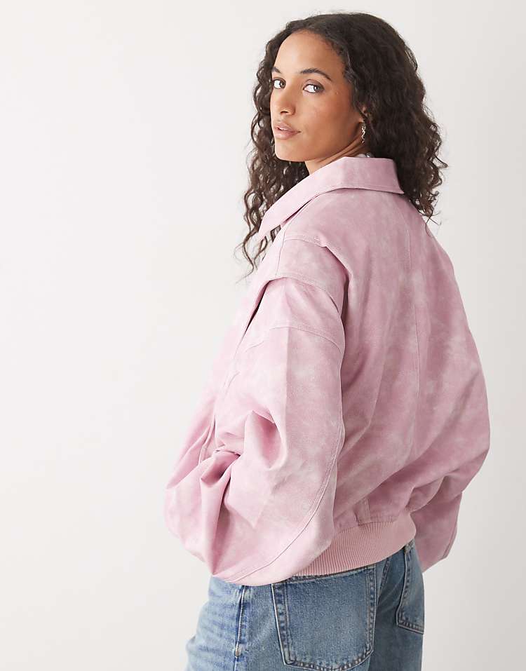 https://images.asos-media.com/products/lioness-exclusive-vista-leather-look-contrast-stitch-bomber-jacket-in-pink/208929973-4?$n_750w$&wid=750&fit=constrain