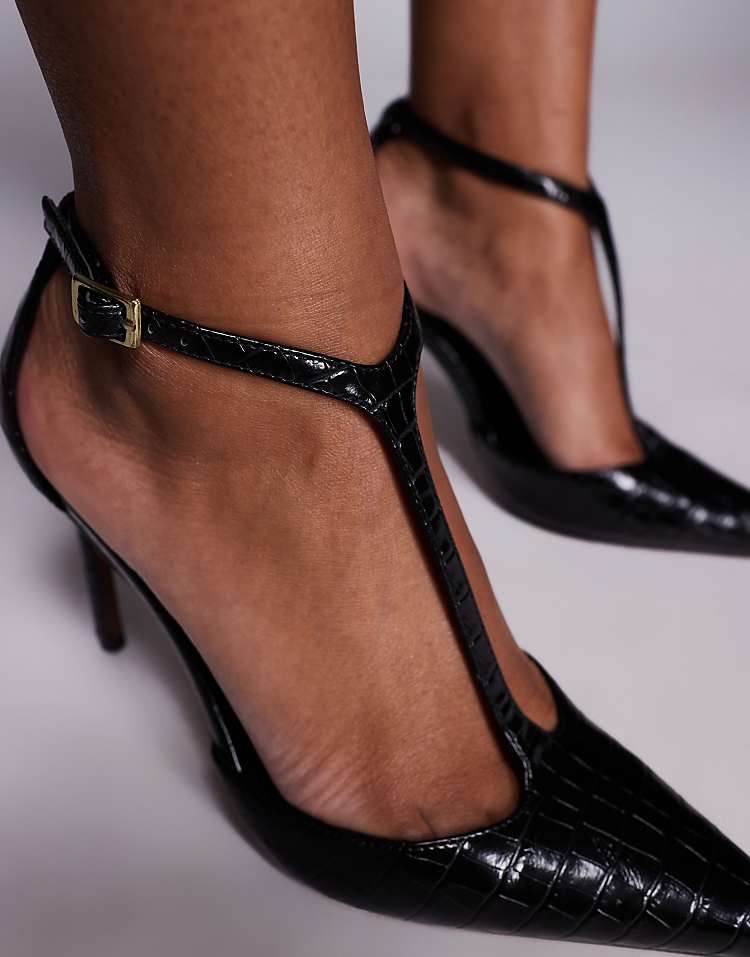 https://images.asos-media.com/products/asos-design-wide-fit-prime-t-bar-high-heeled-shoes-in-black-croc/208991241-3?$n_750w$&wid=750&fit=constrain