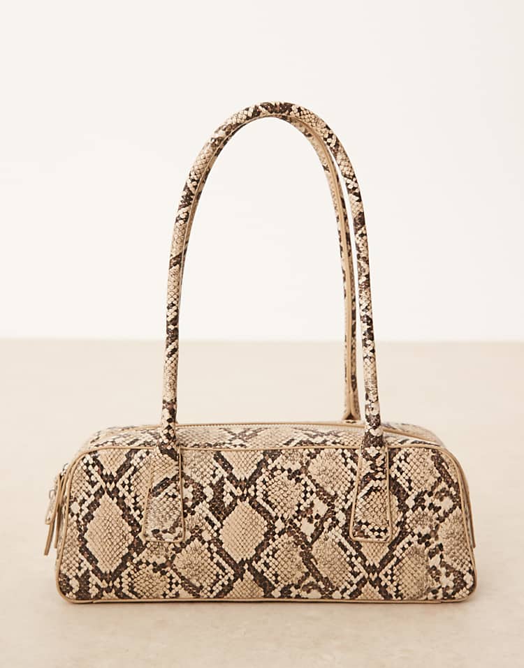 https://images.asos-media.com/products/gina-tricot-small-bowling-two-handle-shoulder-bag-in-brown-snake-print/209114783-2?$n_750w$&wid=750&fit=constrain