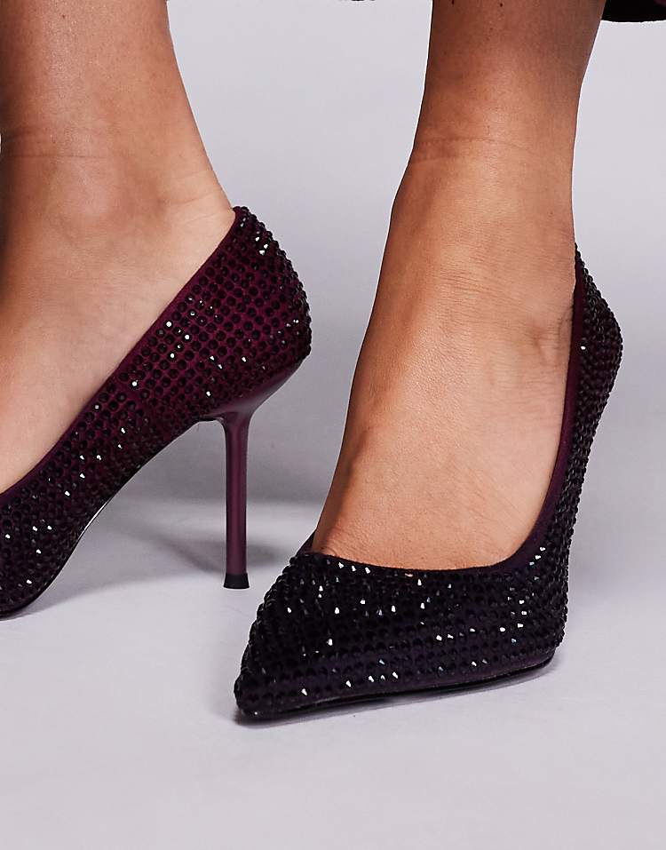 https://images.asos-media.com/products/azalea-wang-kaisseye-studded-court-shoes-in-burgundy/209115276-4?$n_750w$&wid=750&fit=constrain