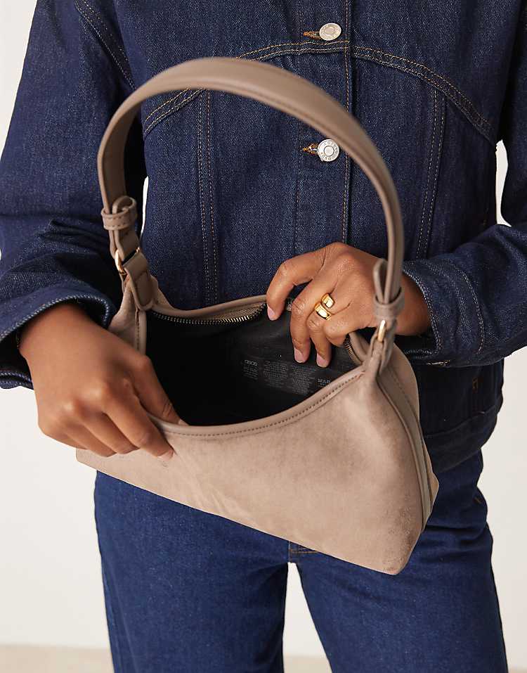 https://images.asos-media.com/products/asos-design-faux-suede-90s-shoulder-bag-in-mocha/209165497-3?$n_750w$&wid=750&fit=constrain