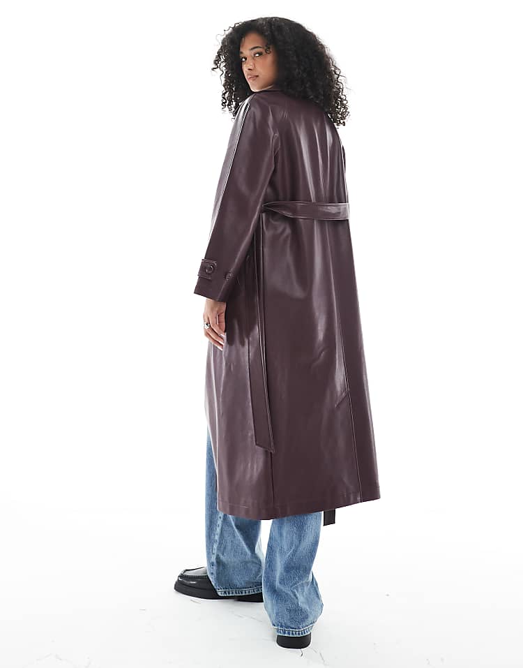 https://images.asos-media.com/products/new-look-pu-trench-coat-in-burgundy/209241424-3?$n_750w$&wid=750&fit=constrain