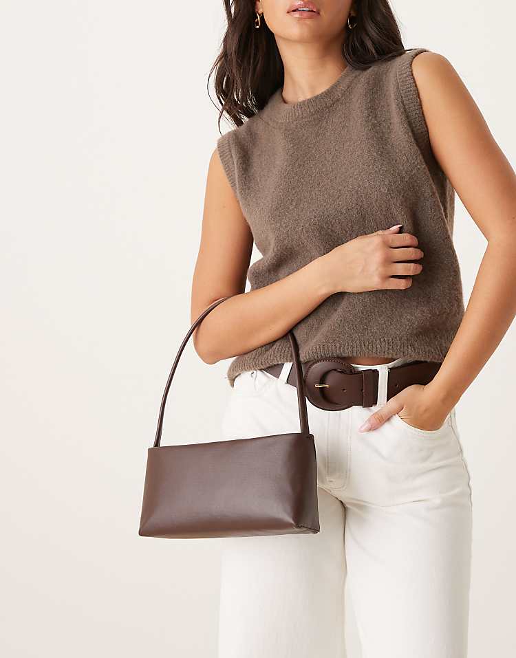 https://images.asos-media.com/products/asos-design-minimal-90s-shoulder-bag-in-chocolate/209330730-2?$n_750w$&wid=750&fit=constrain