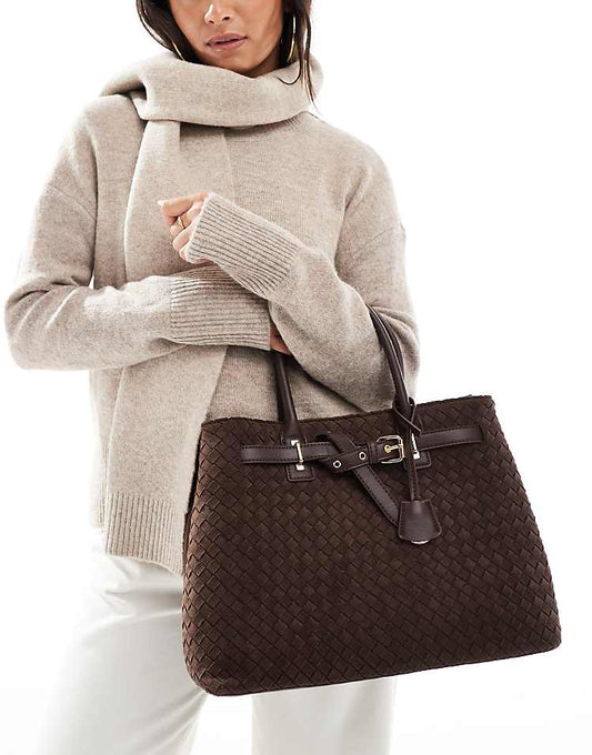 https://images.asos-media.com/products/new-look-suedette-woven-bag-in-brown/209384064-1-27darkbrown?$n_750w$&wid=750&fit=constrain