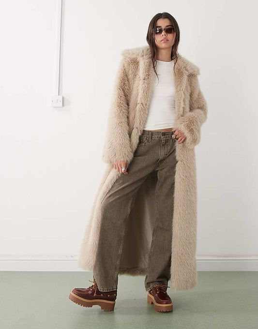 https://images.asos-media.com/products/noisy-may-faux-fur-longline-coat-in-beige/209563058-1-oatmeal?$n_750w$&wid=750&fit=constrain