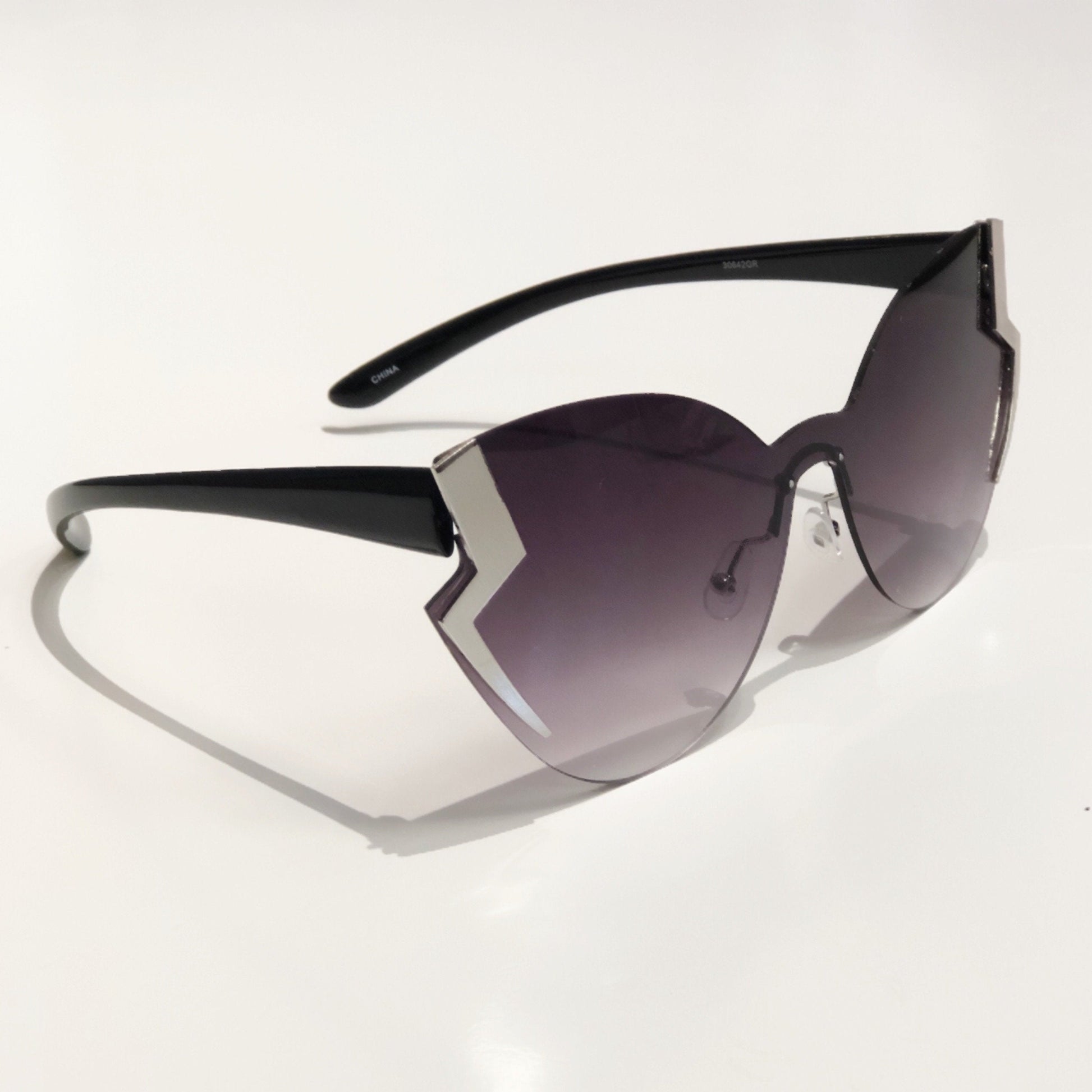 Black Gradient 'Lighting' Sunglass-1